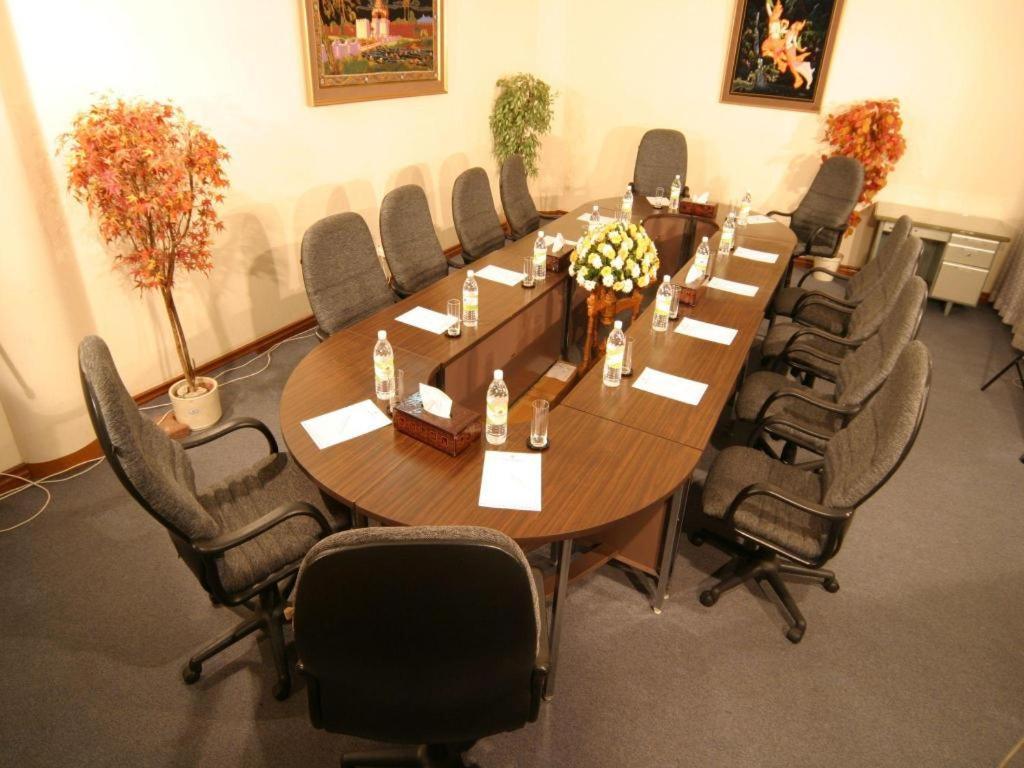 יאנגון Yuzana Garden Hotel מראה חיצוני תמונה